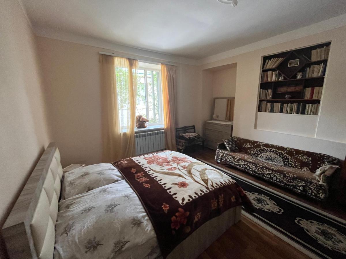 Bed and Breakfast Inexpensive House Wanadsor Exterior foto